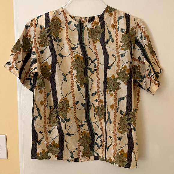Oscar de la Renta Tops - OSCAR DE LA RENTA silk blouse - size M - EUC